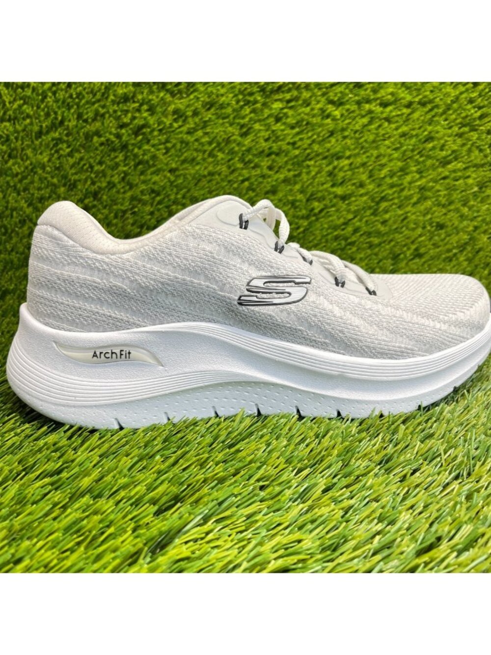 Skechers Arch Fit 2.0 Road Wave Mens Size 8.5 Gray White Running Shoes Sneakers